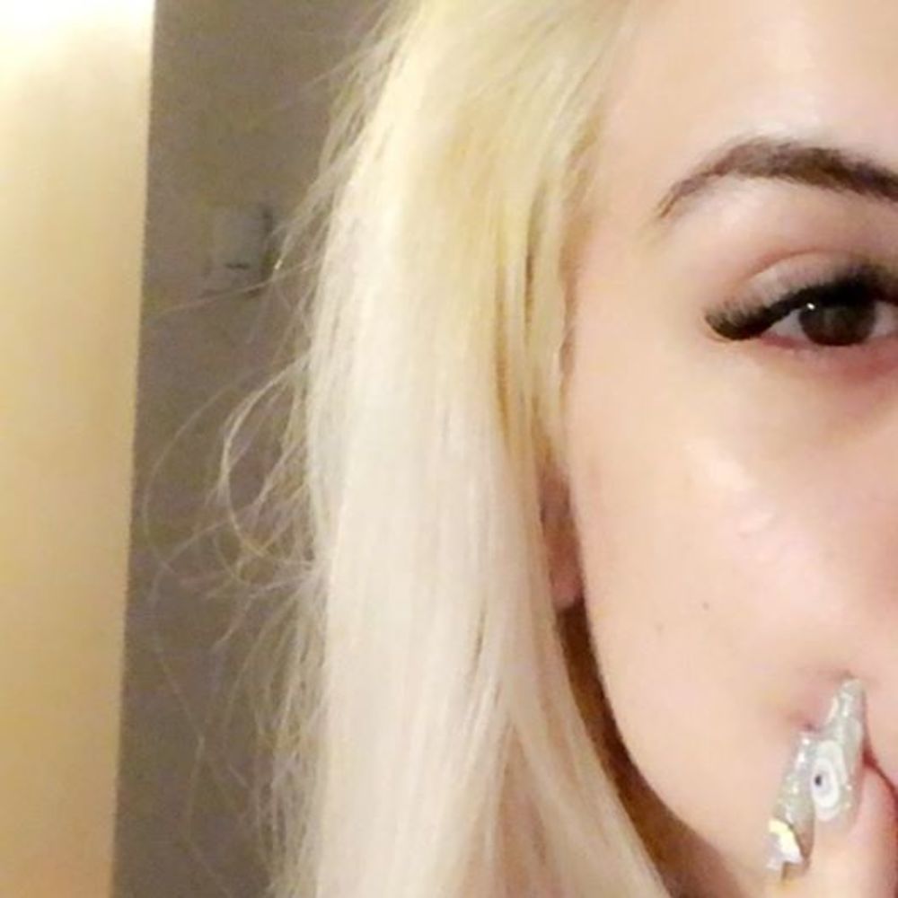 Meet your Posher, Eleanor